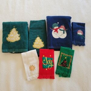 Vintage 90's Hand Decorated Hand And Bath Towels 7 Pc Set Winter Holiday